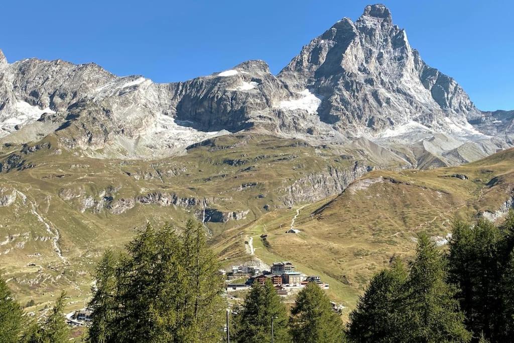 Incantevole Appartamento Stile Chalet Breuil Cervinia Kültér fotó