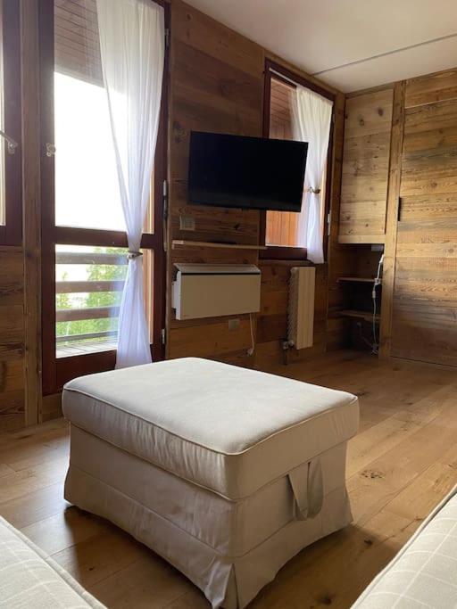 Incantevole Appartamento Stile Chalet Breuil Cervinia Kültér fotó