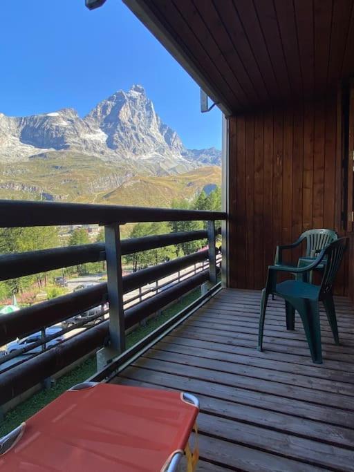 Incantevole Appartamento Stile Chalet Breuil Cervinia Kültér fotó